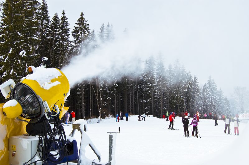 Wie wird Kunstschnee hergestellt